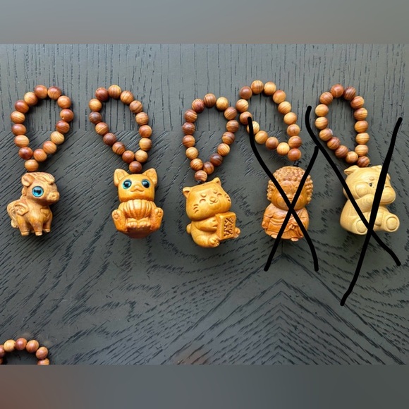 Accessories - (ONE) Sandalwood keychain
